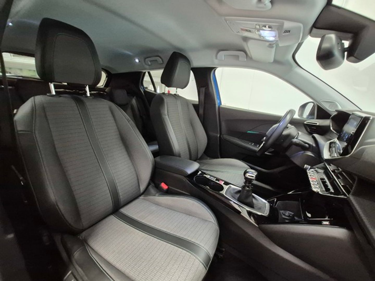 Peugeot 2008 PureTech 100 S&S Allure Pack 75 kW (100 CV)