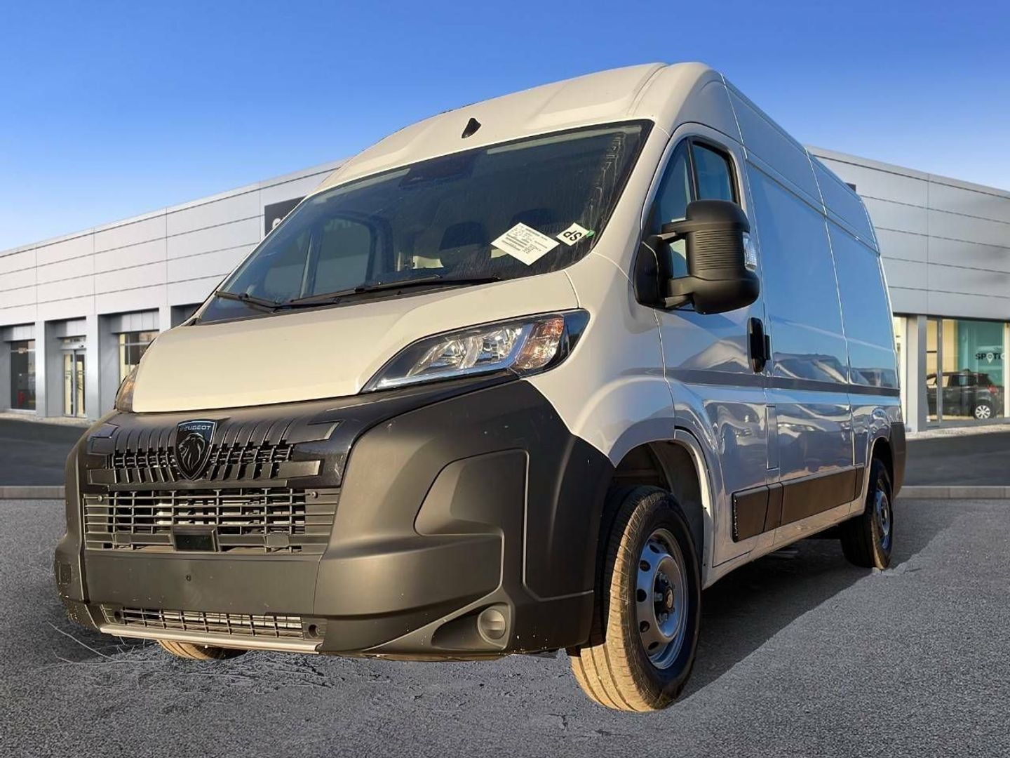 Peugeot Boxer Furgon BlueHDi 140 S&S 335 L2H2 103 kW (140 CV)