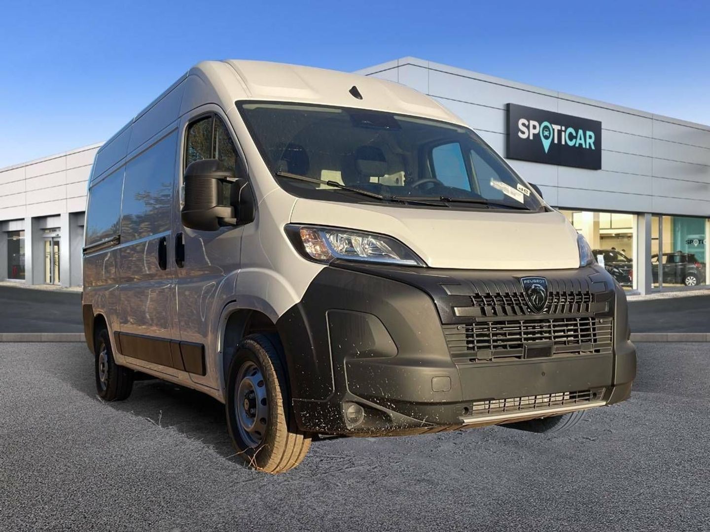 Peugeot Boxer Furgon BlueHDi 140 S&S 335 L2H2 103 kW (140 CV)