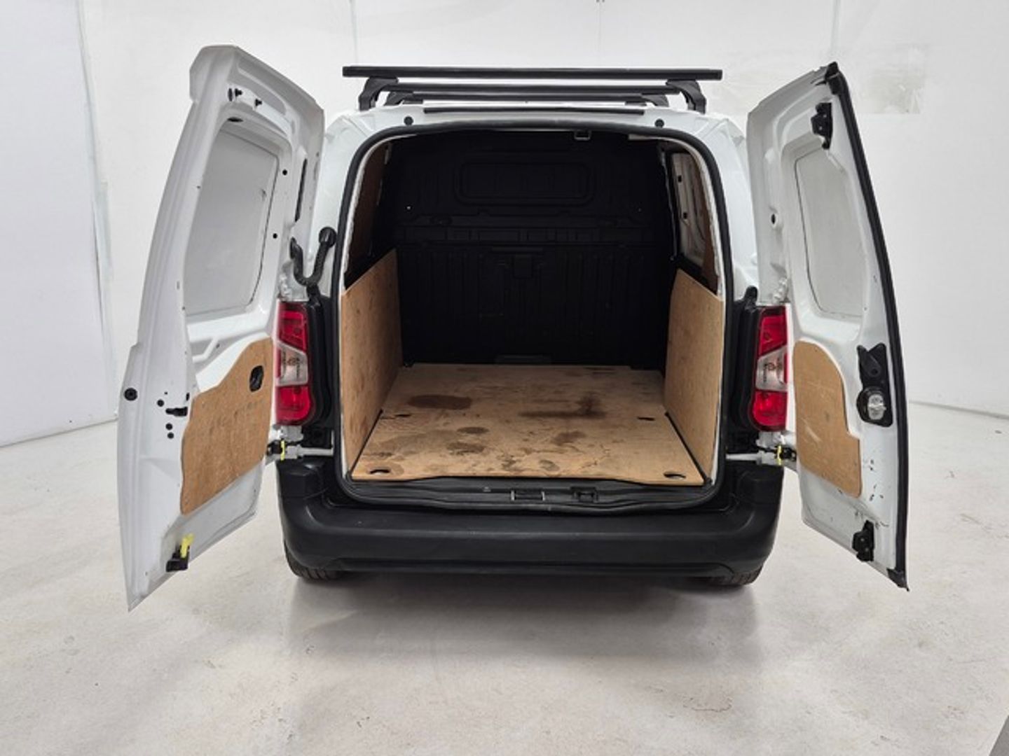 Peugeot Partner Furgon BlueHDi 100 Pro Standard 600kg 73 kW (98 CV)