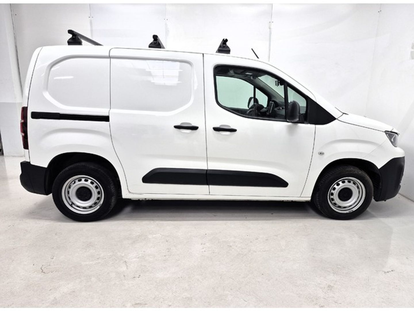 Peugeot Partner Furgon BlueHDi 100 Pro Standard 600kg 73 kW (98 CV)