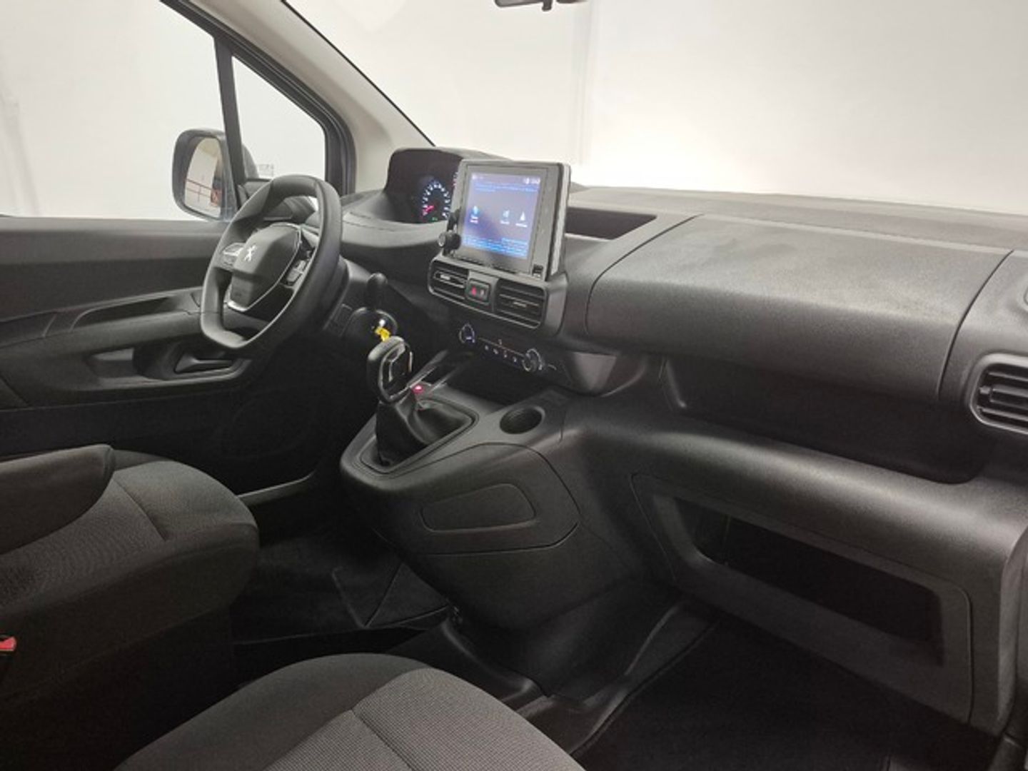 Peugeot Partner Furgon BlueHDi 100 Pro Standard 600kg 73 kW (98 CV)