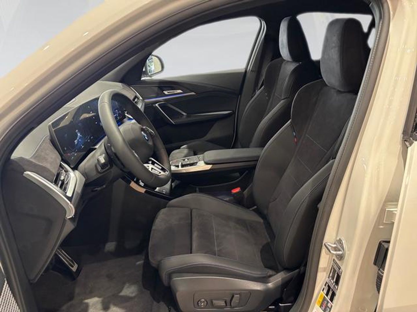 BMW iX2 eDrive20 150 kW (204 CV)