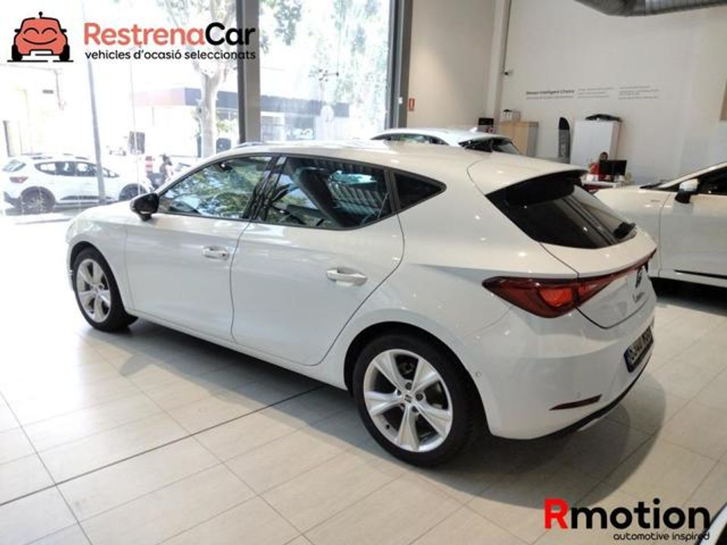 SEAT León 1.0 eTSI S&S FR 25 Aniversario DSG 81 kW (110 CV)