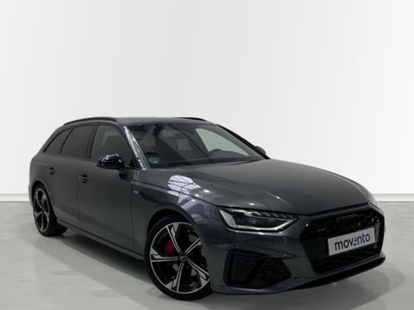 Audi A4 Avant Black limited 40 TDI quattro 150 kW (204 CV) S tronic Gris Familiar