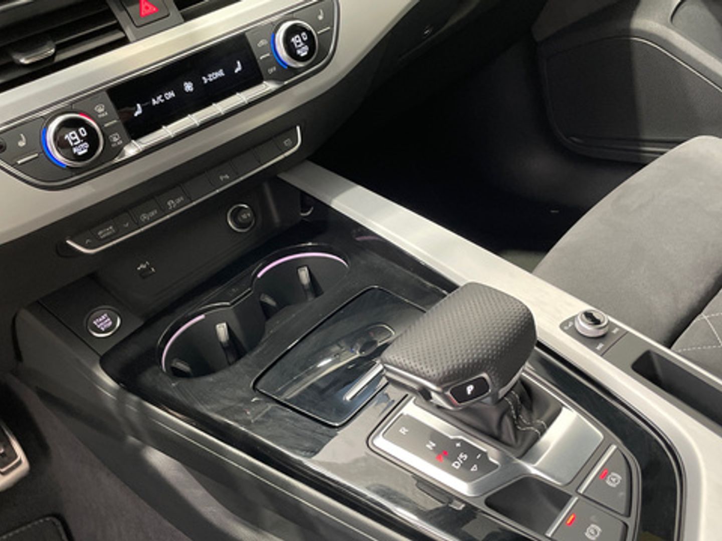Audi A4 Avant Black limited 40 TDI quattro 150 kW (204 CV) S tronic