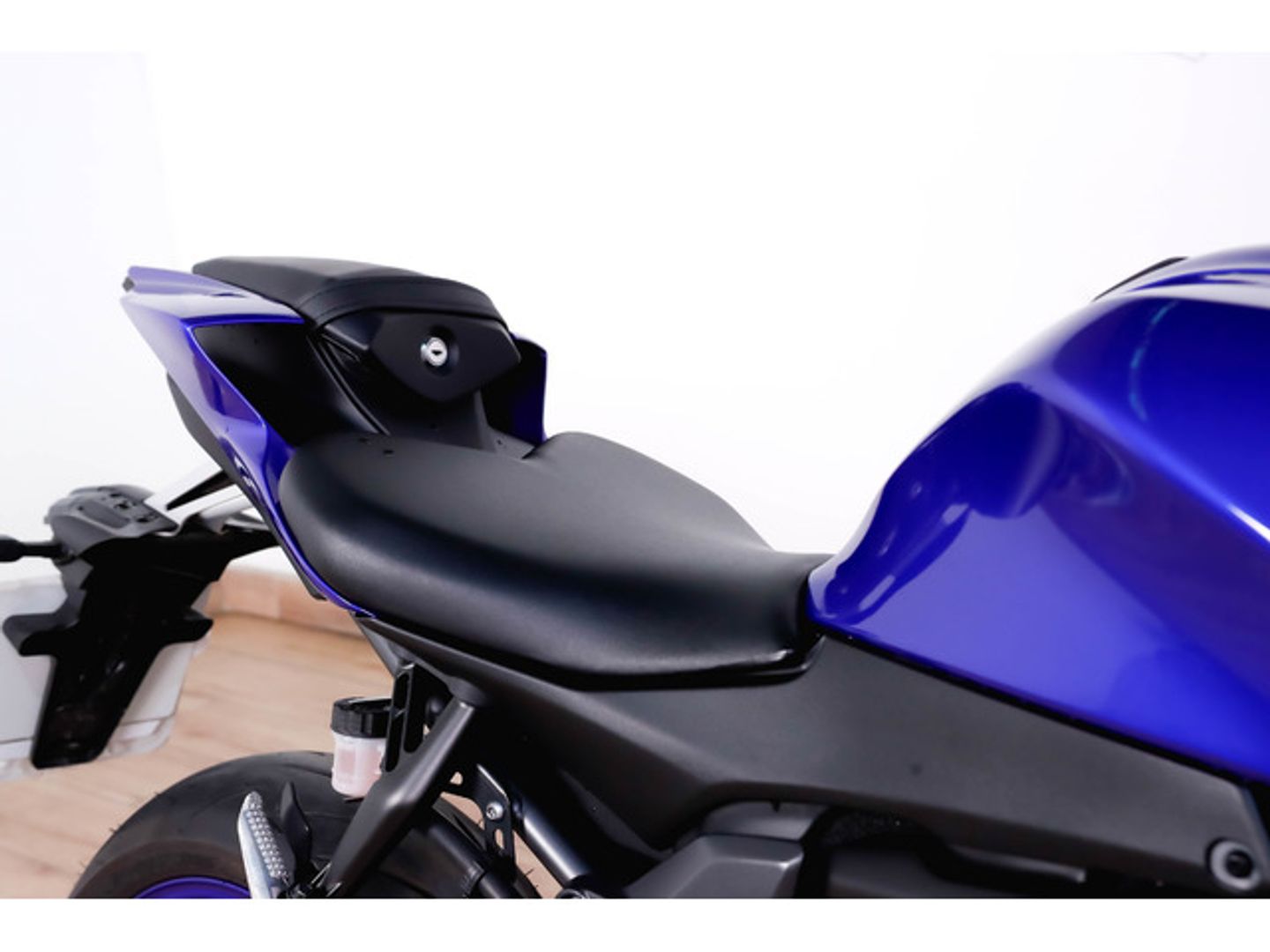 Yamaha R7