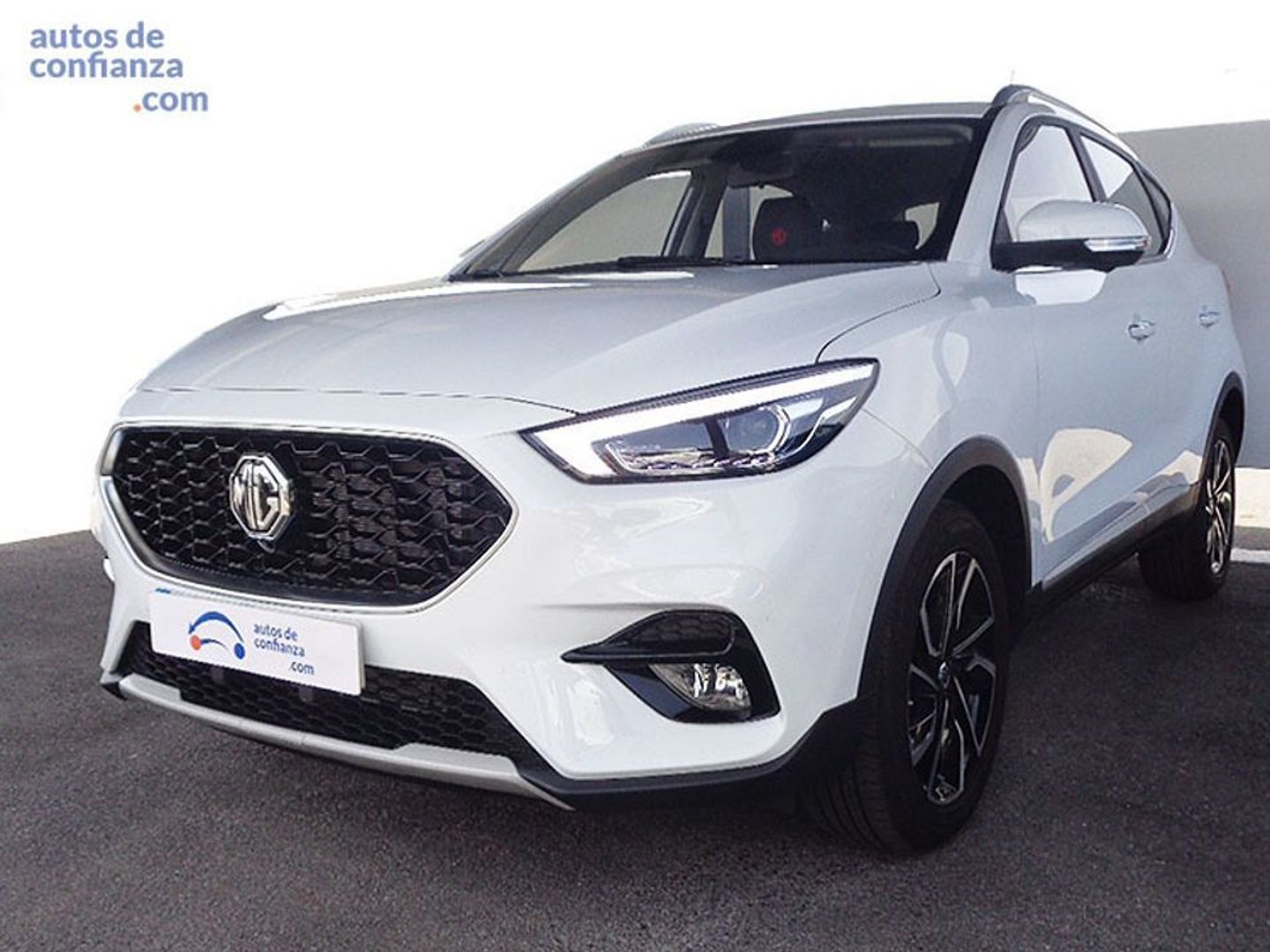 MG ZS 1.5 Luxury 78 kW (106 CV) Blanco All Terrain / Pick-up