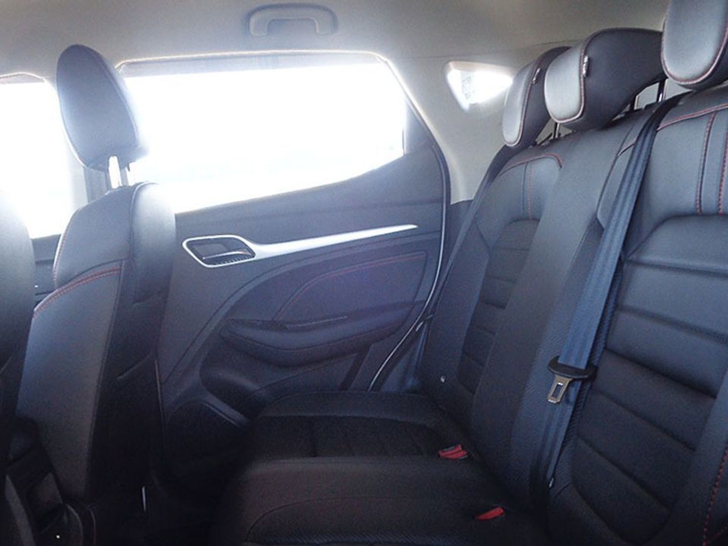 MG ZS 1.5 Luxury 78 kW (106 CV)