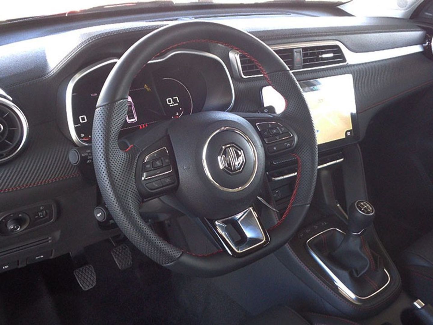 MG ZS 1.5 Luxury 78 kW (106 CV)