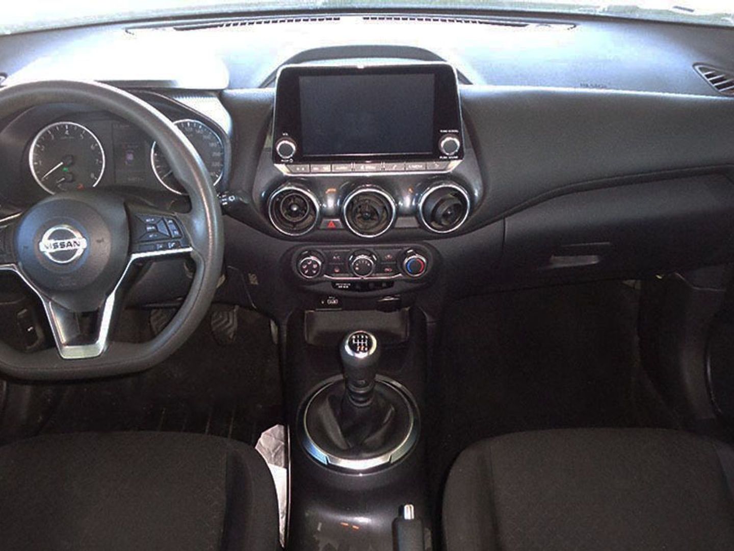 Nissan Juke DIG-T Visia 4x2 84 kW (114 CV)