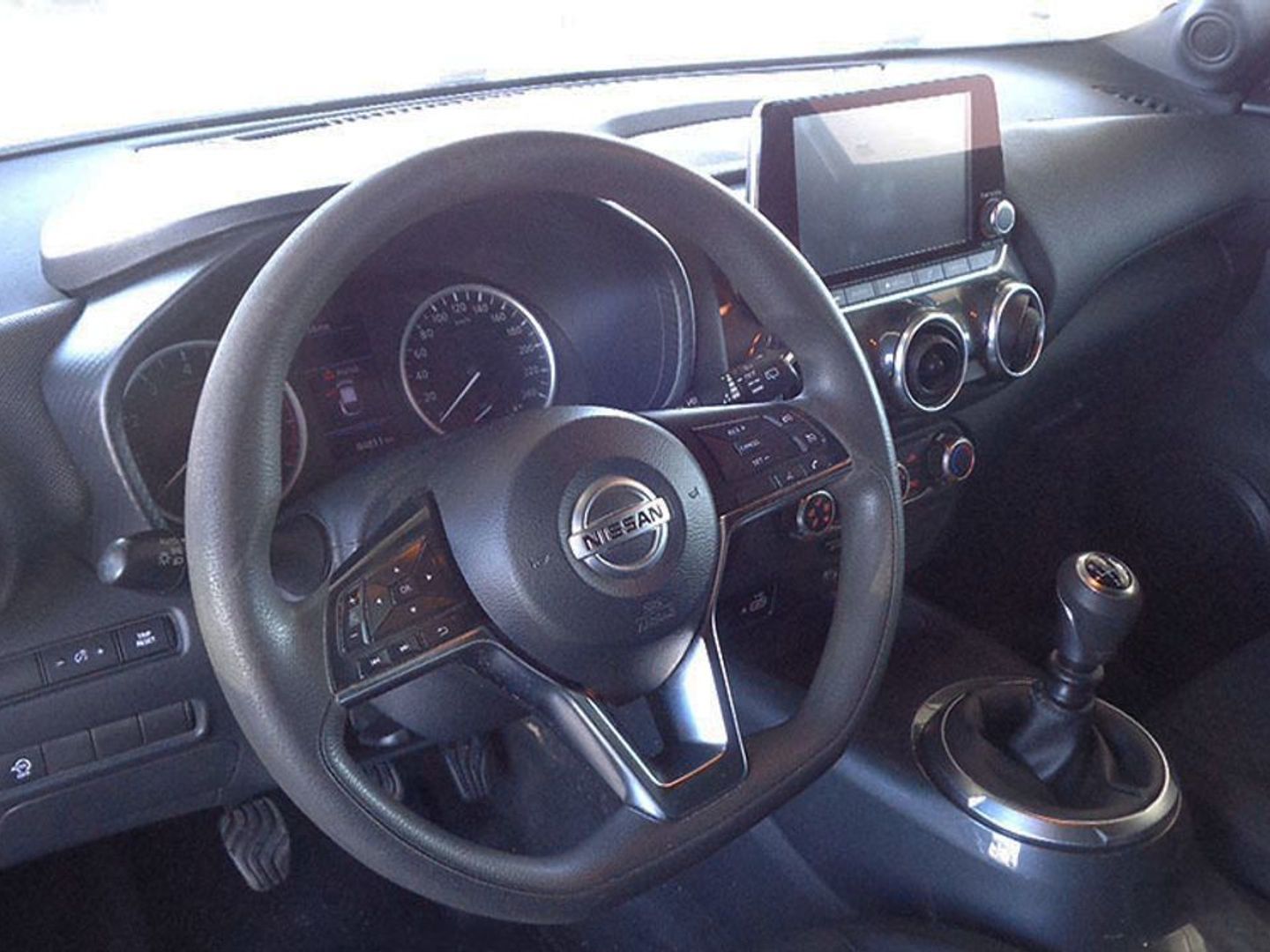 Nissan Juke DIG-T Visia 4x2 84 kW (114 CV)