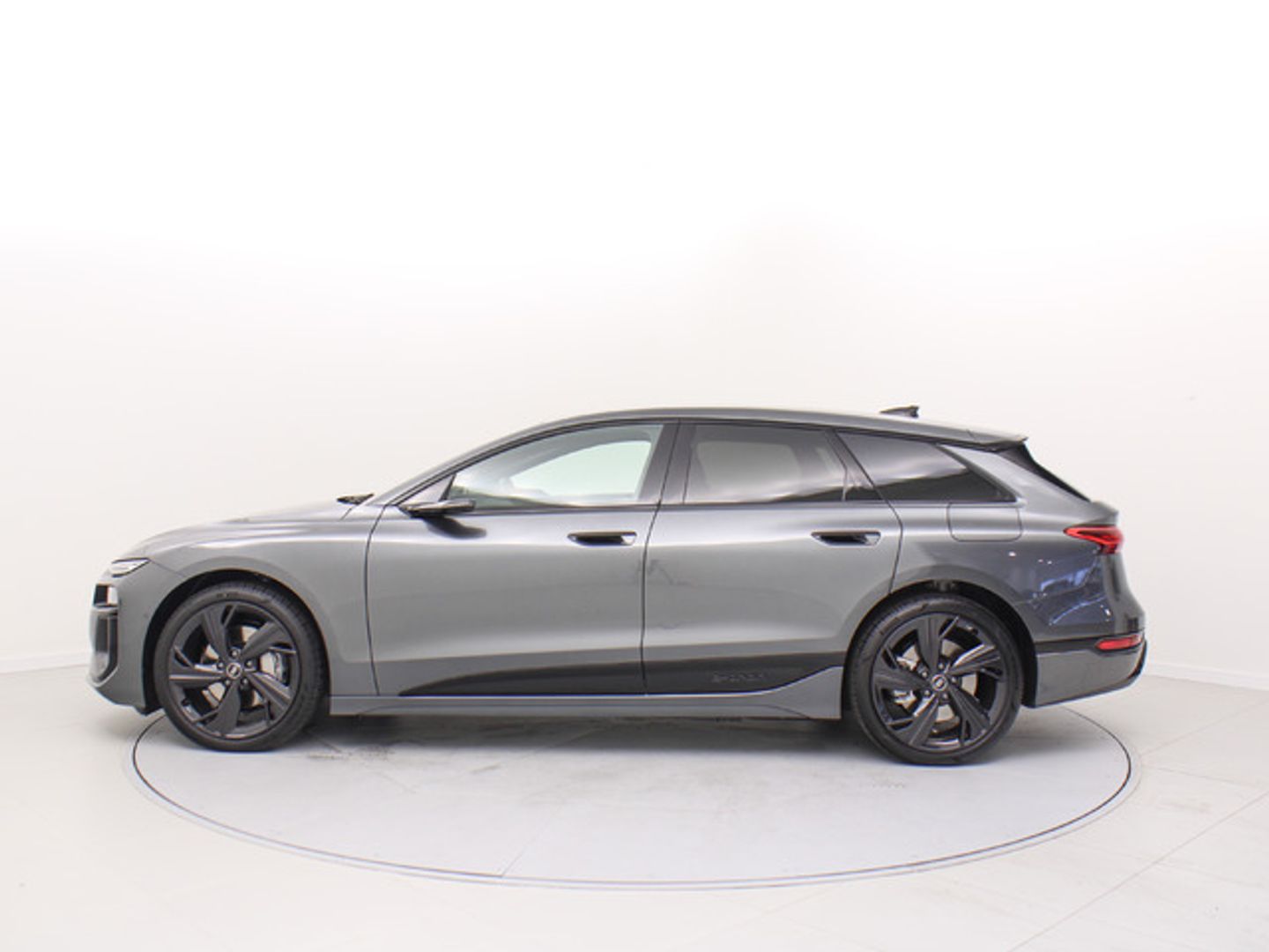 Audi A6 e-tron Avant S Line Performance 280 kW (381 CV)