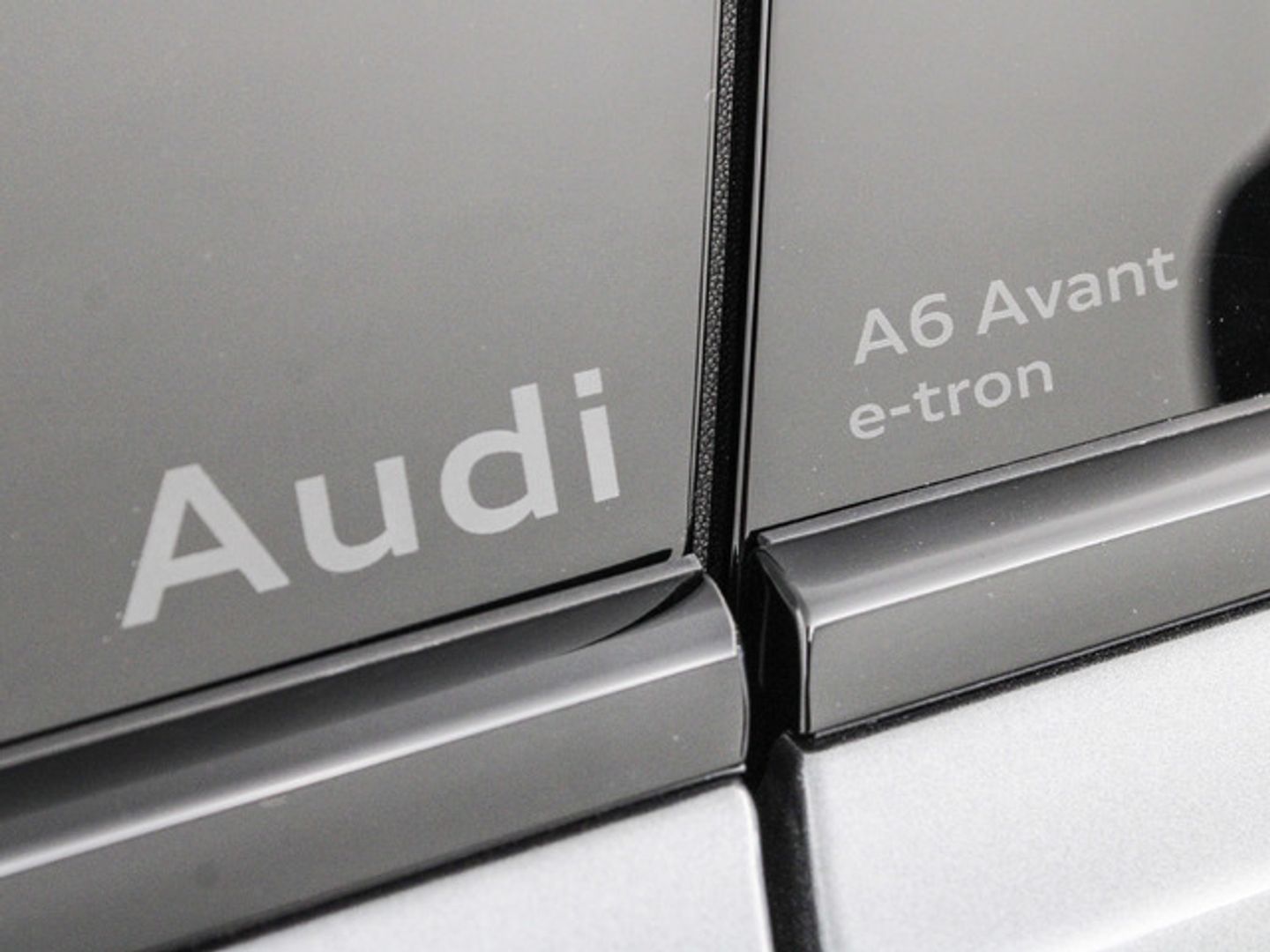 Audi A6 e-tron Avant S Line Performance 280 kW (381 CV)