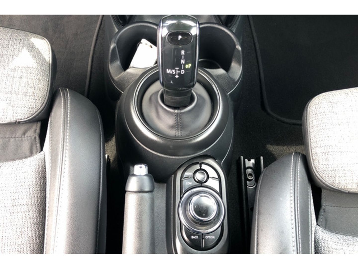 MINI MINI Cabrio Cooper 100 kW (136 CV)