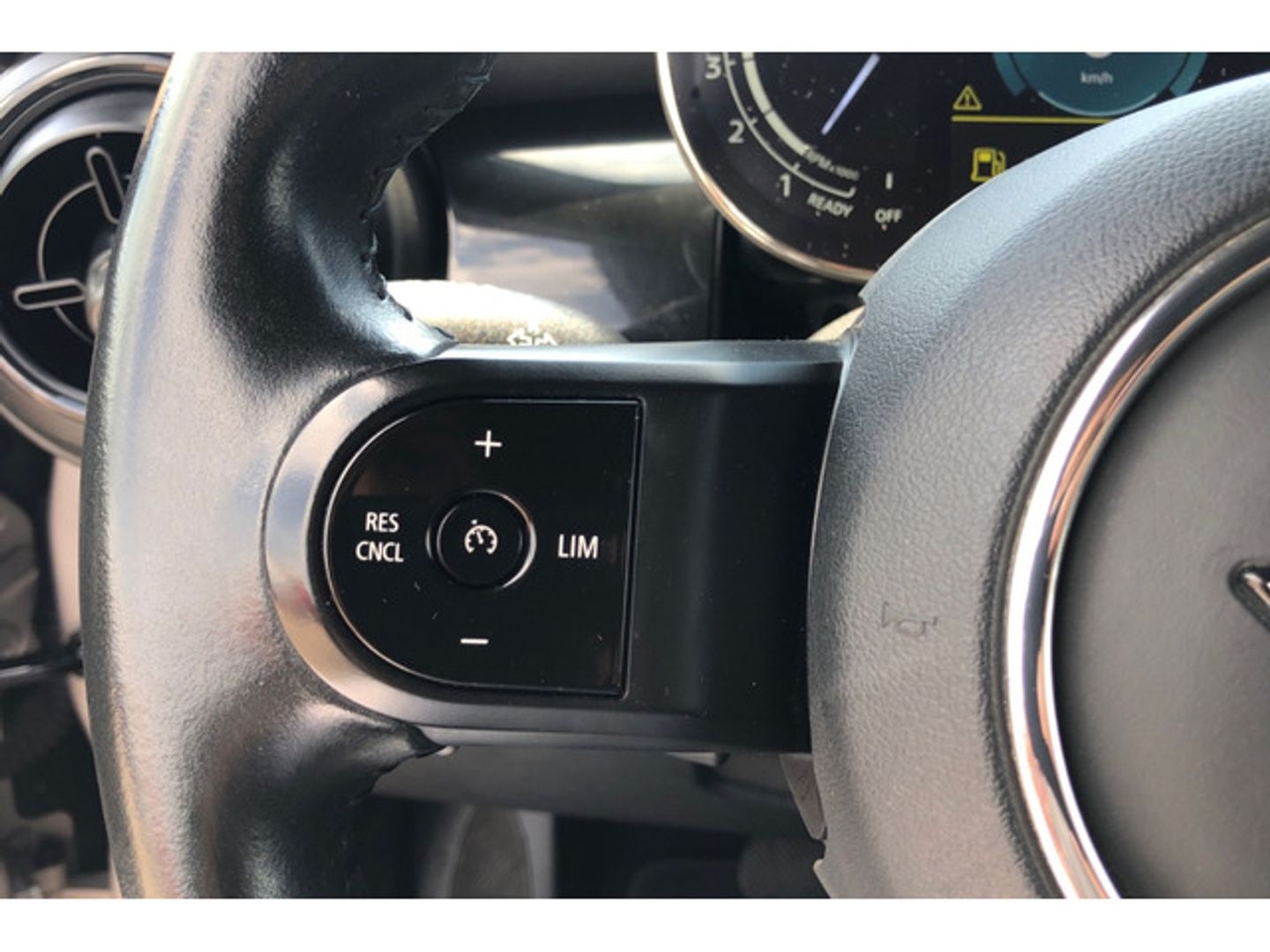 MINI MINI Cabrio Cooper 100 kW (136 CV)