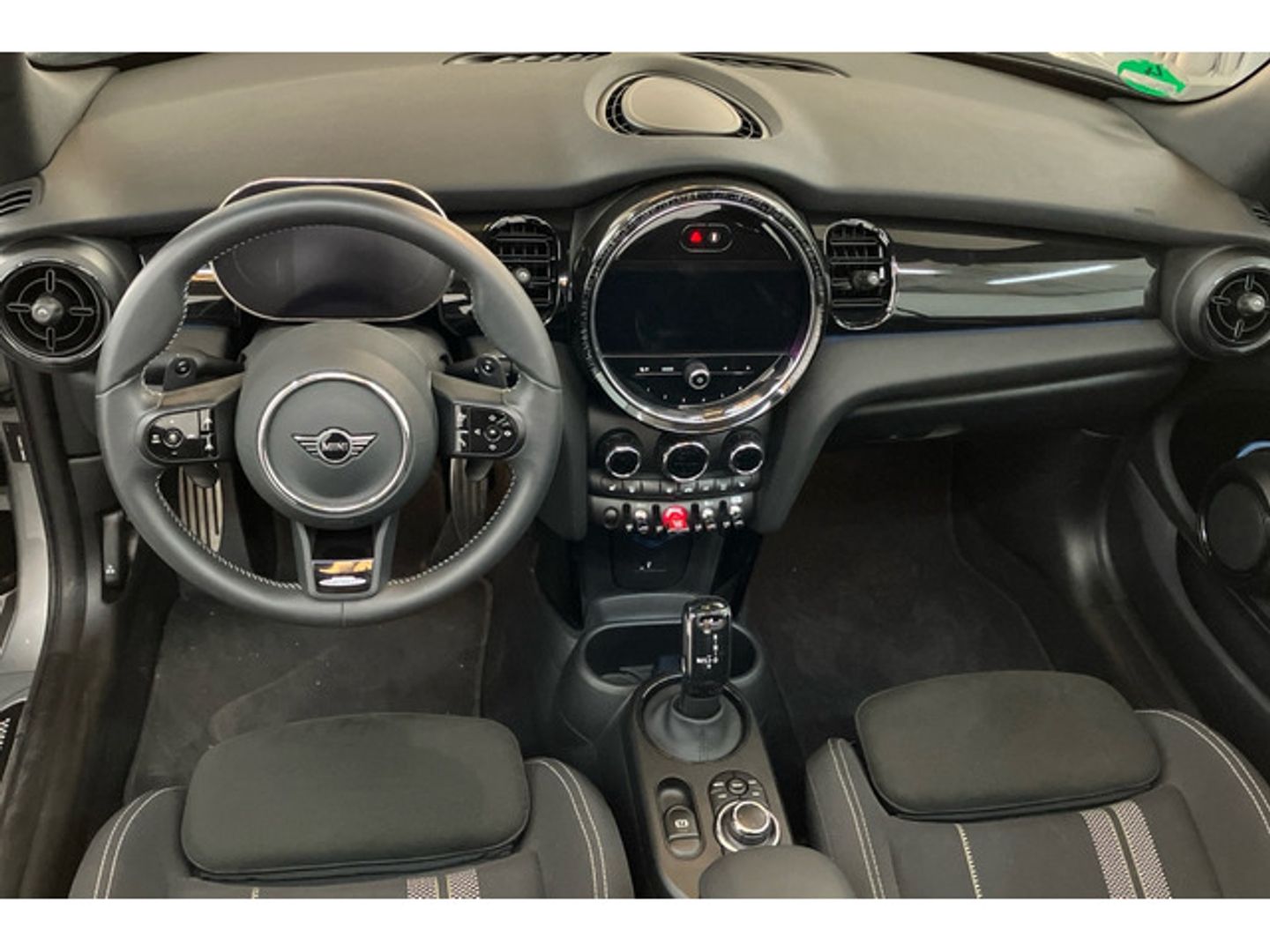 MINI MINI Cabrio John Cooper Works 170 kW (231 CV)