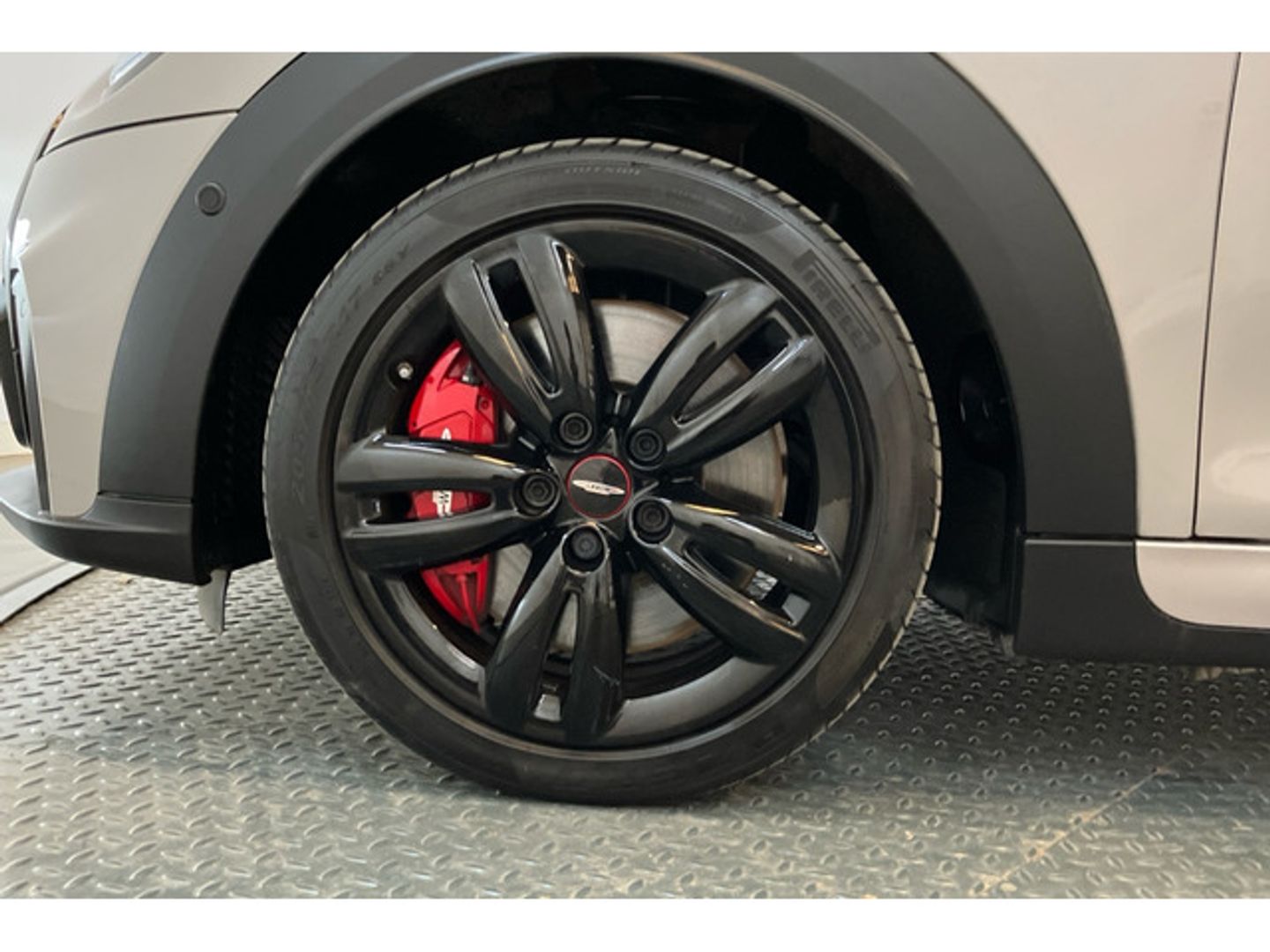 MINI MINI Cabrio John Cooper Works 170 kW (231 CV)