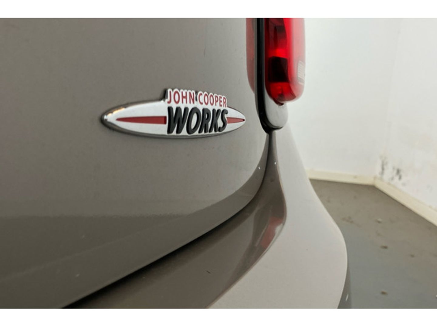 MINI MINI Cabrio John Cooper Works 170 kW (231 CV)