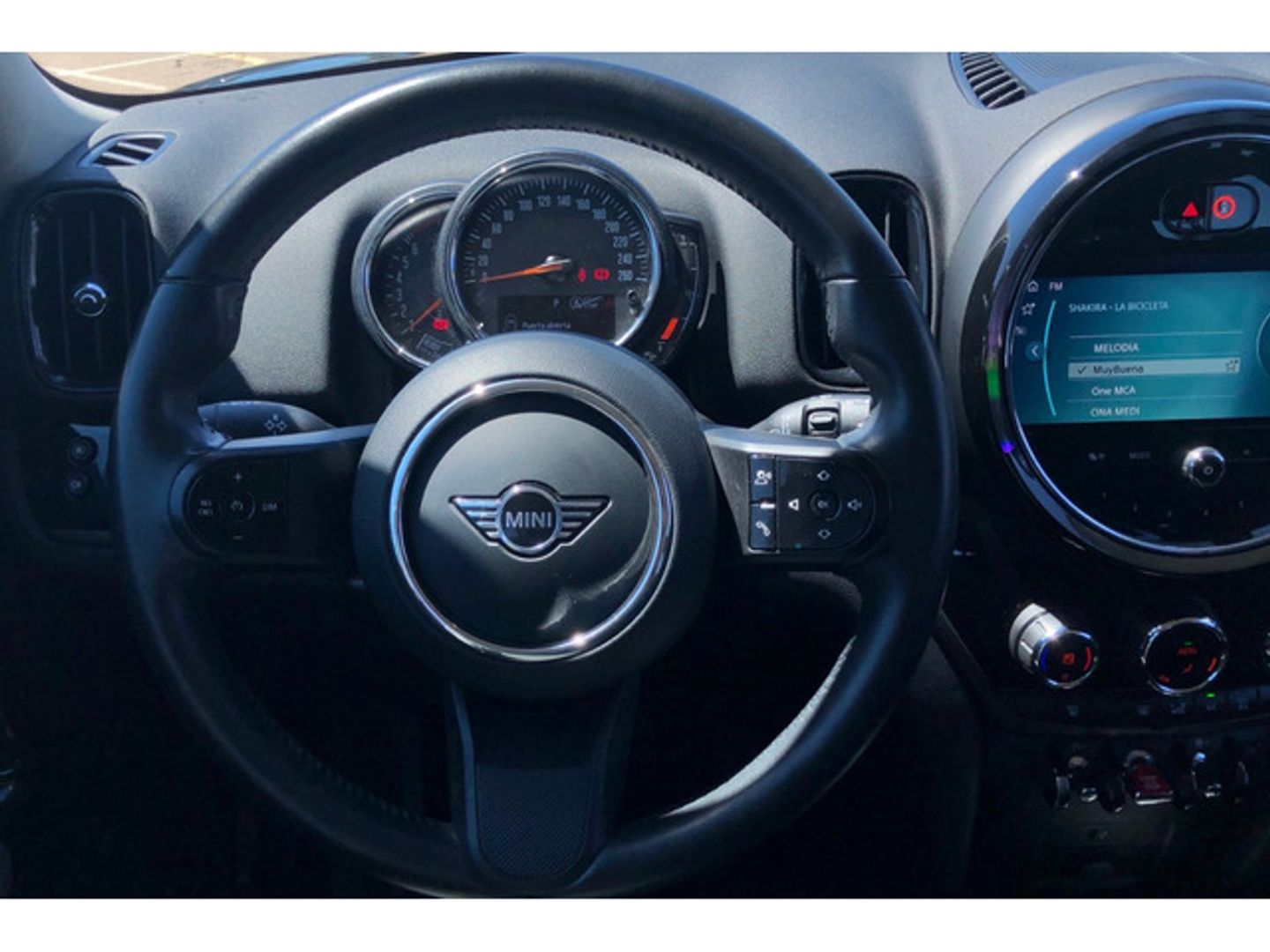 MINI MINI Countryman Cooper 100 kW (136 CV)