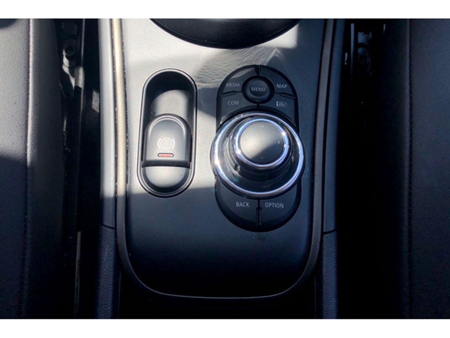 MINI MINI Countryman Cooper 100 kW (136 CV)