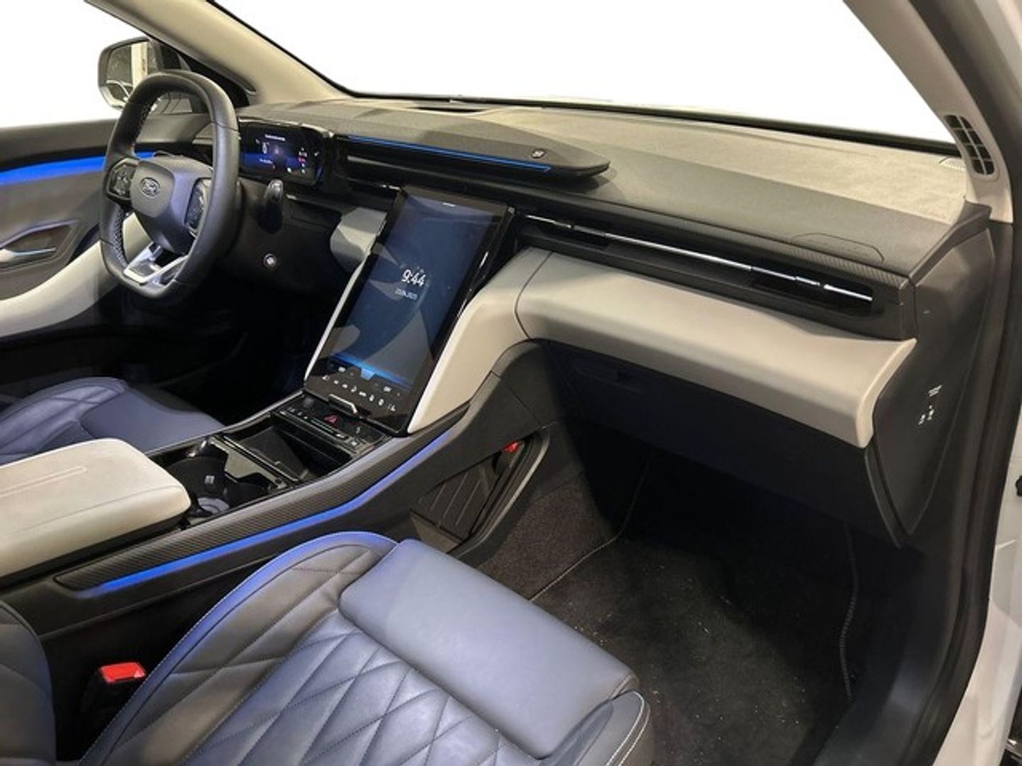 Ford Explorer 3.0 PHEV Platinum AWD 336 kW (457 CV)