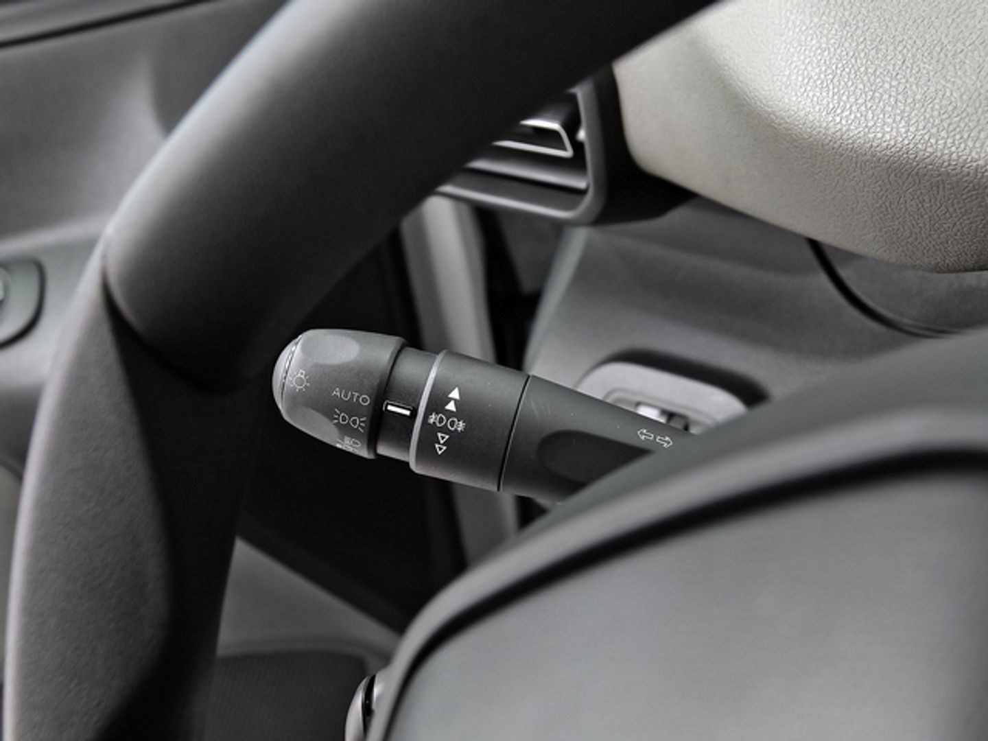 Peugeot Rifter BlueHDi 100 Active Standard 73 kW (100 CV)