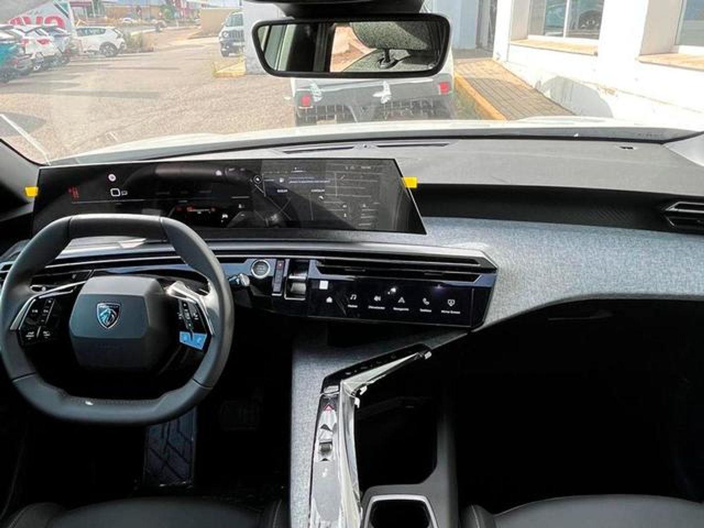 Peugeot 3008 Hybrid 145 Allure eDCS6 107 kW (145 CV)