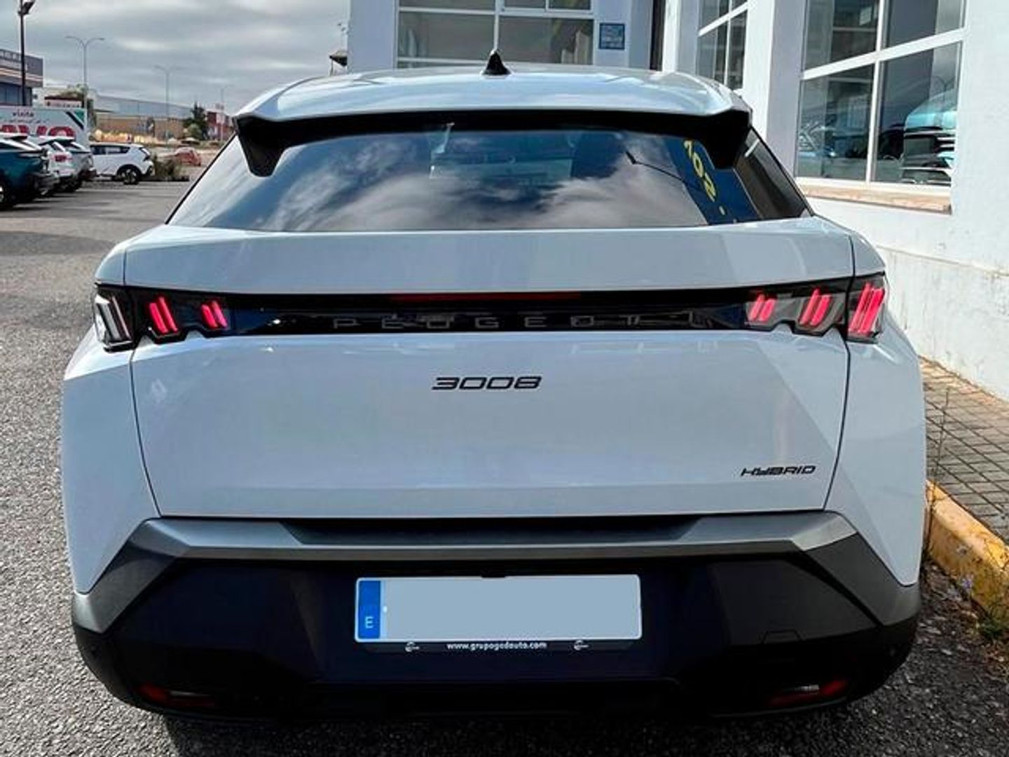Peugeot 3008 Hybrid 145 Allure eDCS6 107 kW (145 CV)