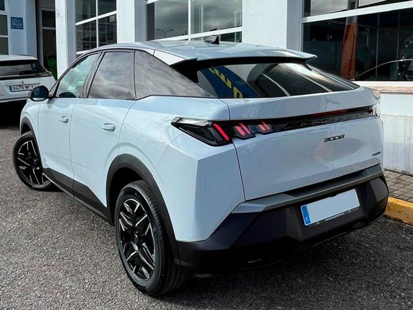 Peugeot 3008 Hybrid 145 Allure eDCS6 107 kW (145 CV)