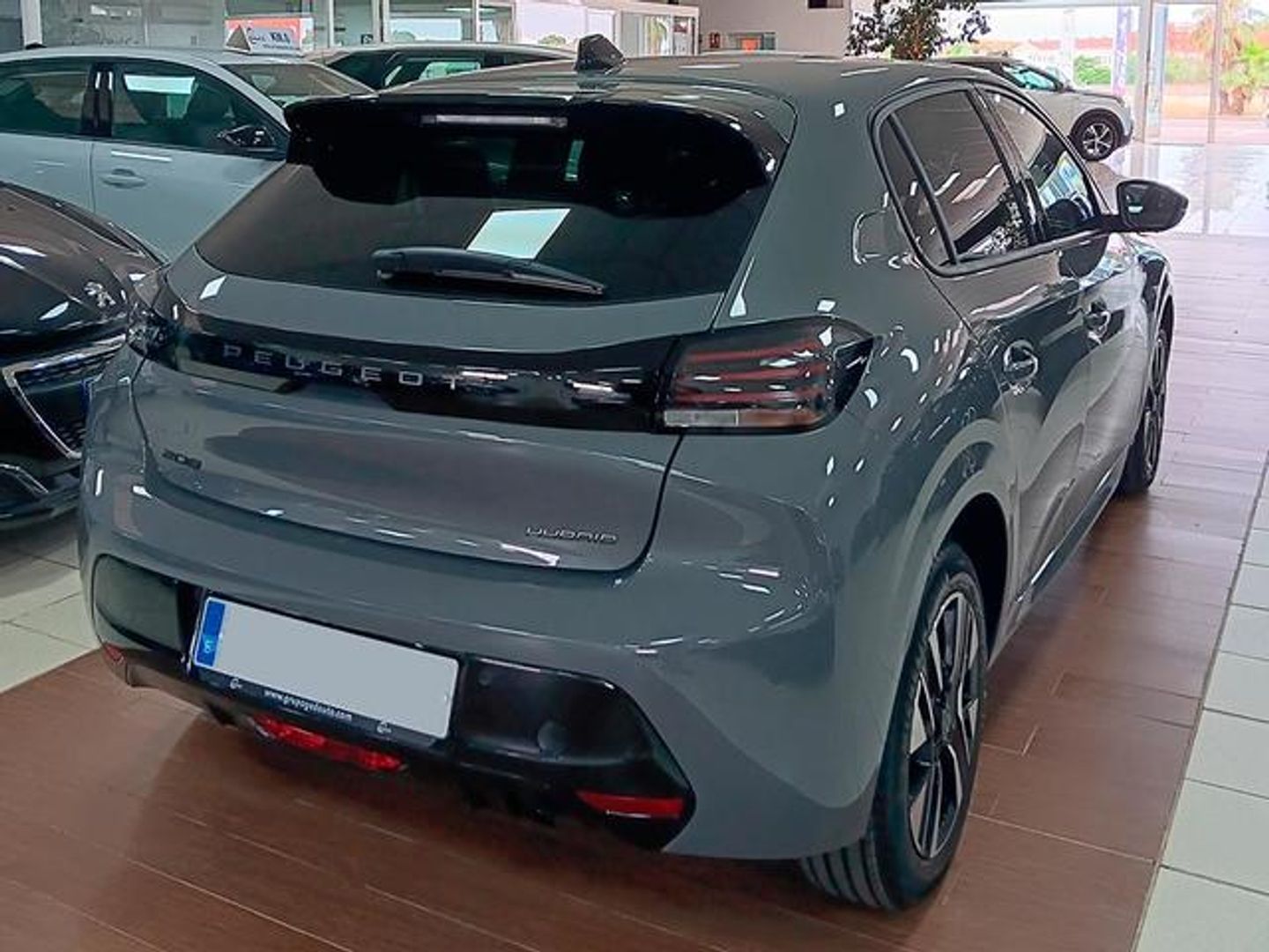Peugeot 208 Allure Hybrid eDCS6 81 kW (110 CV)