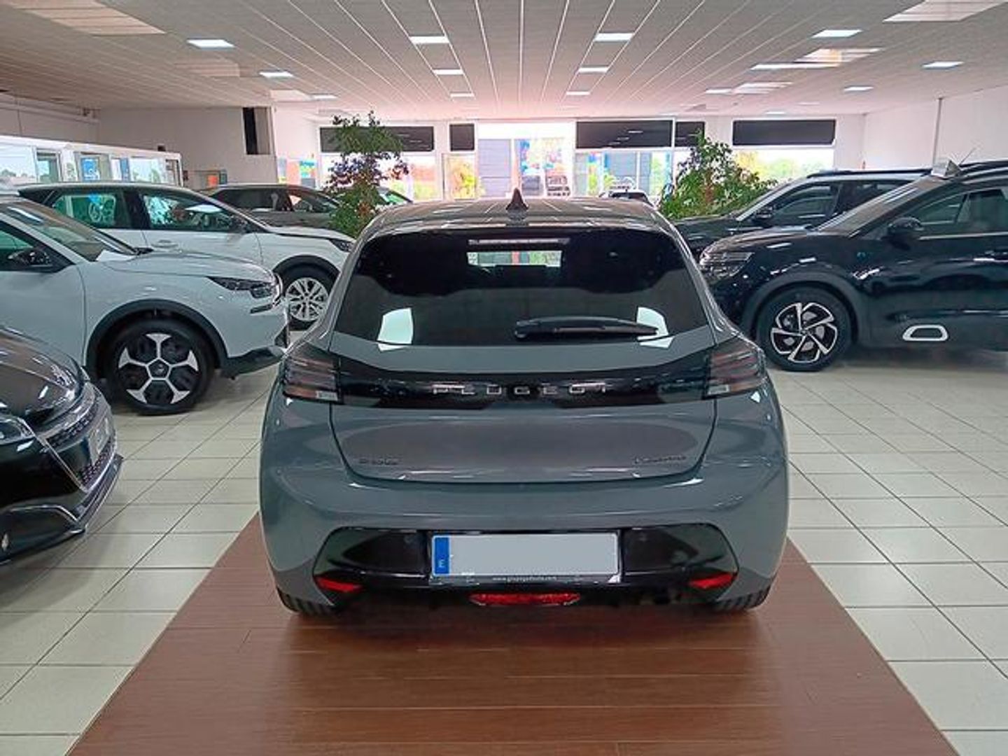 Peugeot 208 Allure Hybrid eDCS6 81 kW (110 CV)