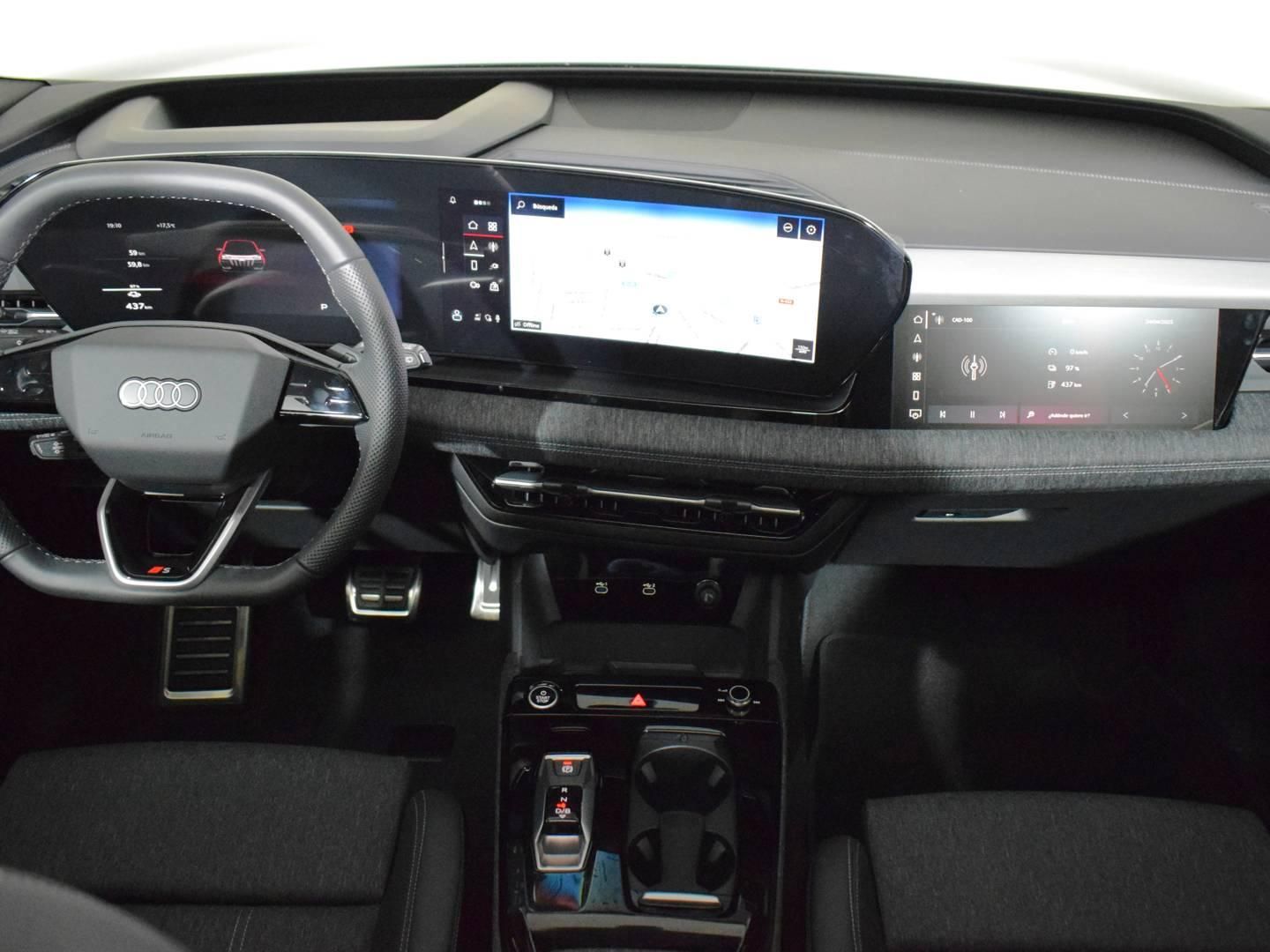Audi Q6 e-tron S line Performance 240 kW (326 CV)