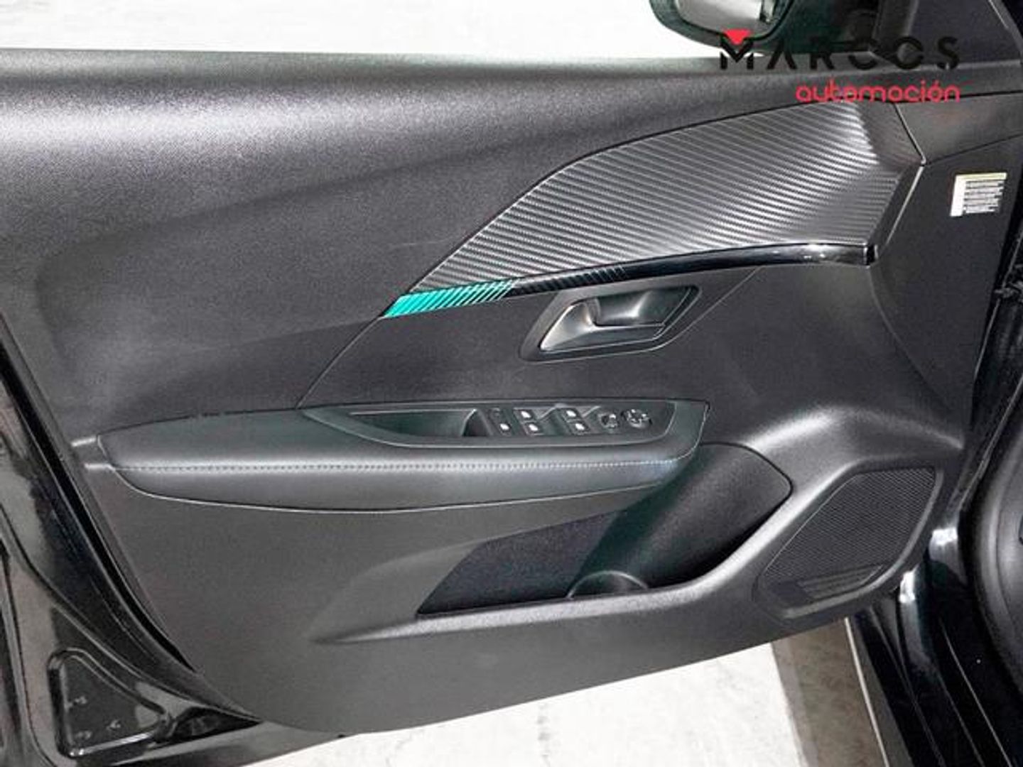 Peugeot 208 PureTech 100 Allure 75 kW (100 CV)