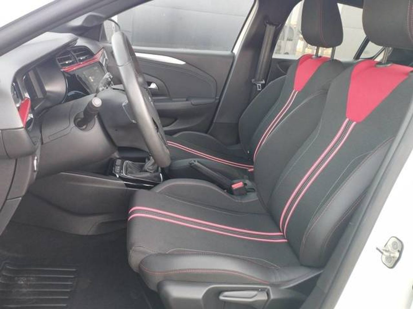 Opel Corsa 1.2T XHL GS 74 kW (100 CV)
