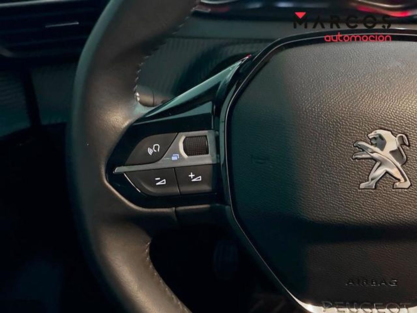 Peugeot 208 PureTech 100 Allure 75 kW (100 CV)