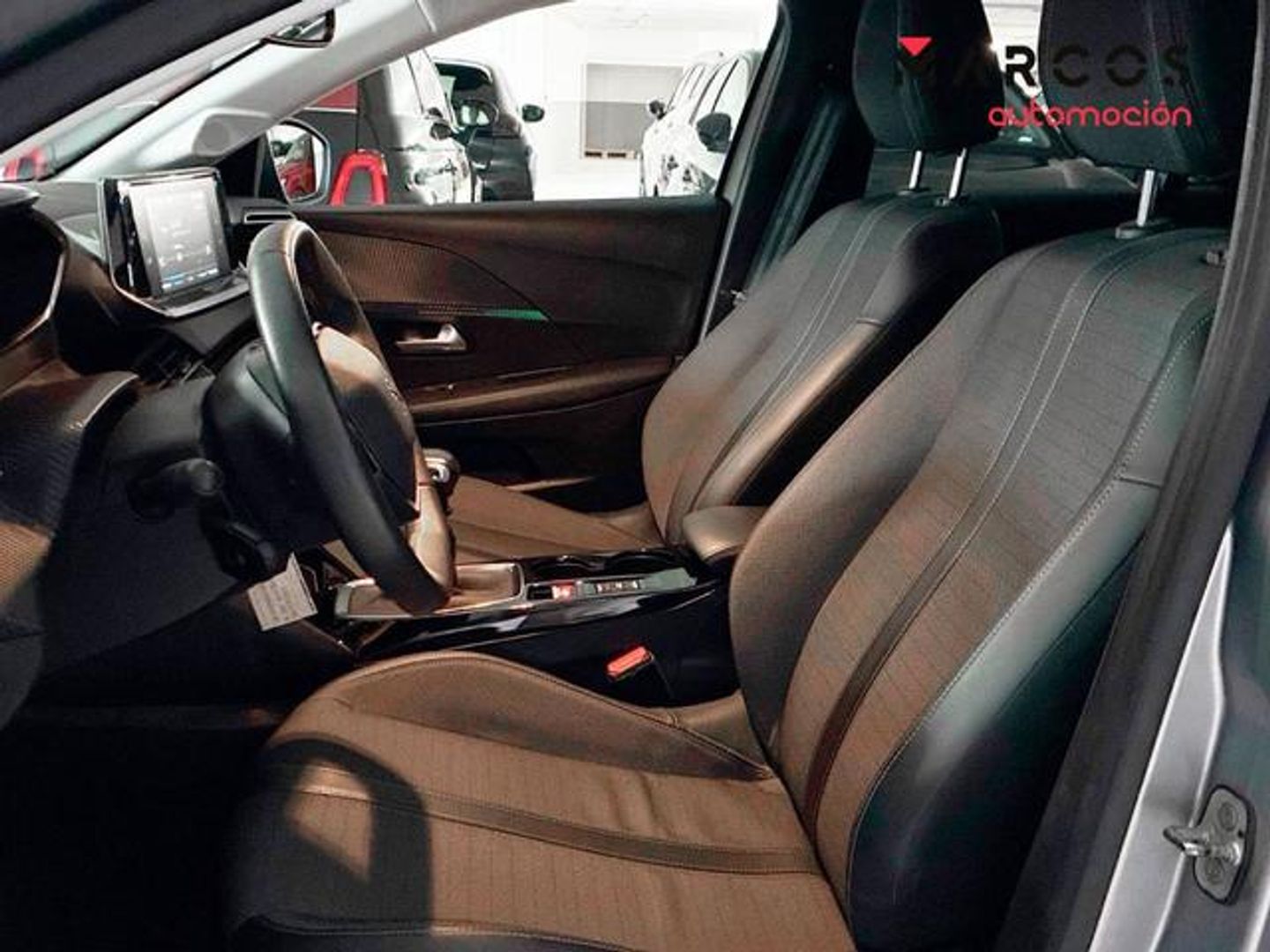 Peugeot 208 PureTech 100 Allure 75 kW (100 CV)
