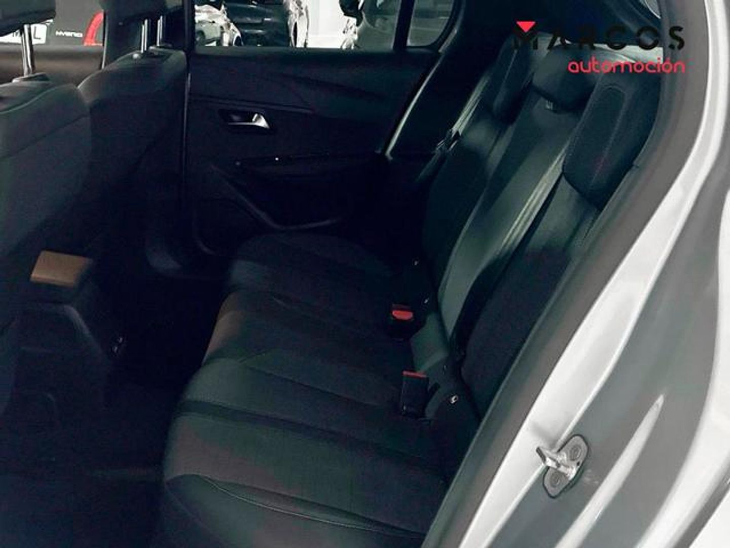 Peugeot 208 PureTech 100 Allure 75 kW (100 CV)
