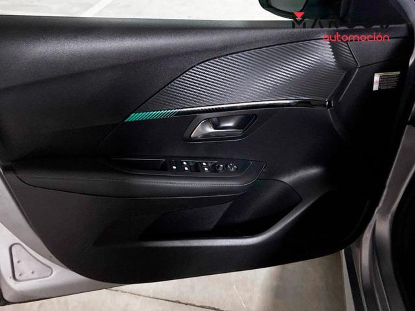 Peugeot 208 PureTech 100 Allure 75 kW (100 CV)