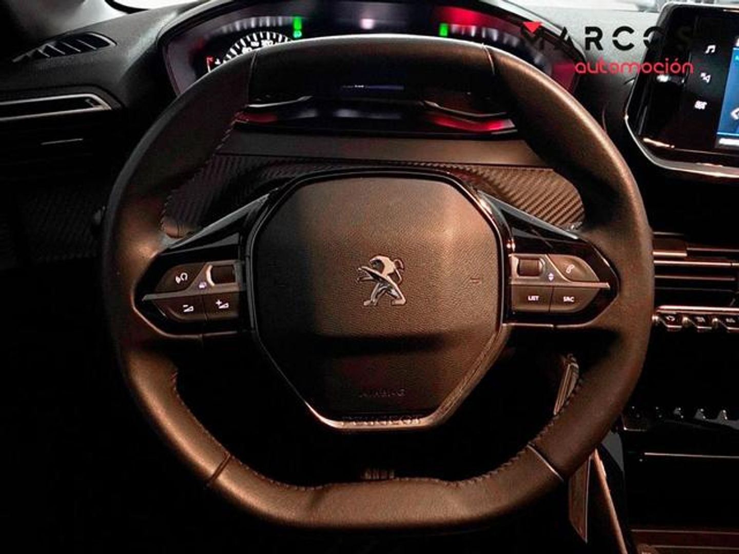 Peugeot 208 PureTech 100 Allure 75 kW (100 CV)