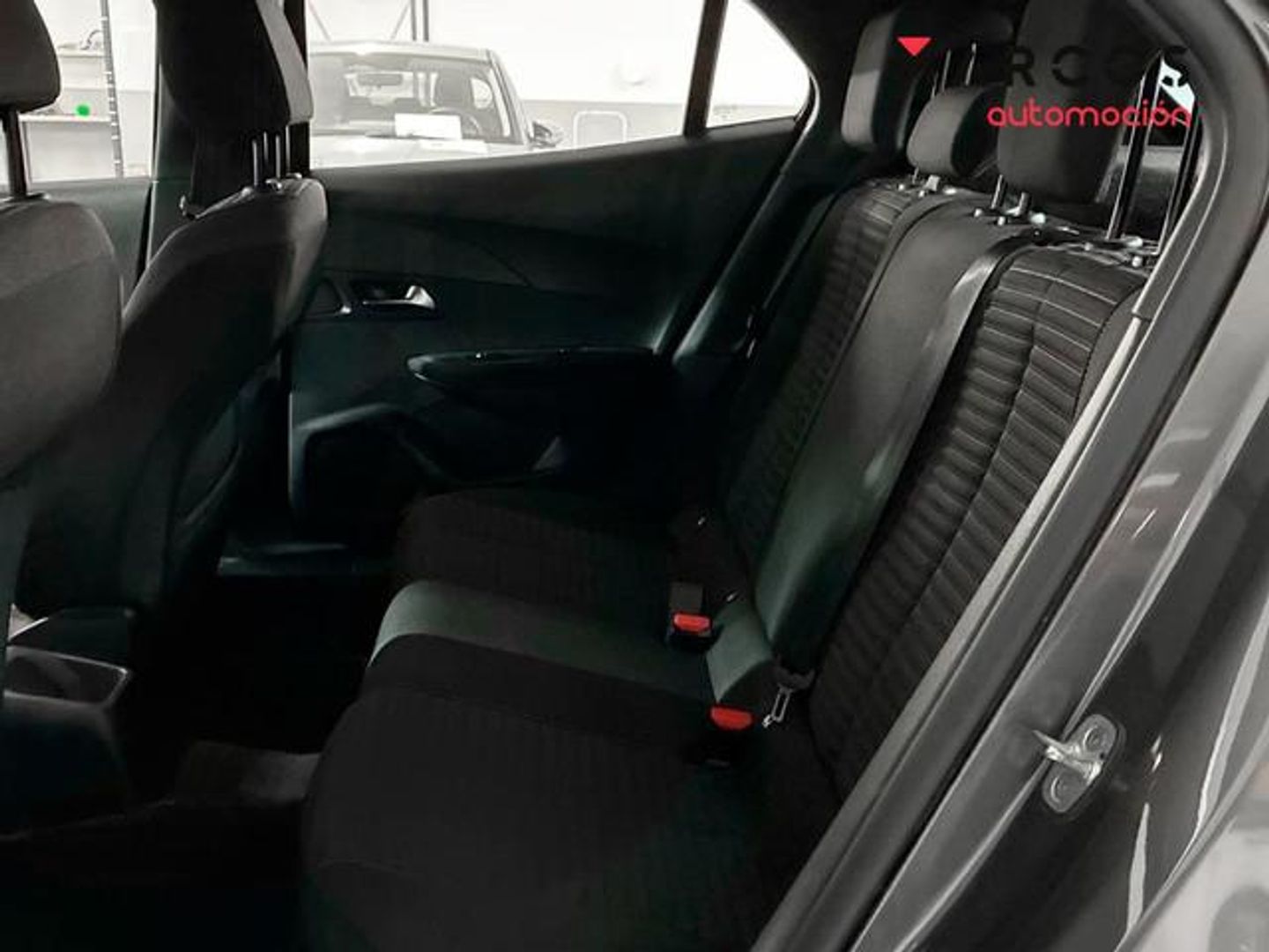 Peugeot 2008 Active Pack S&S PureTech 96 kW (130 CV)