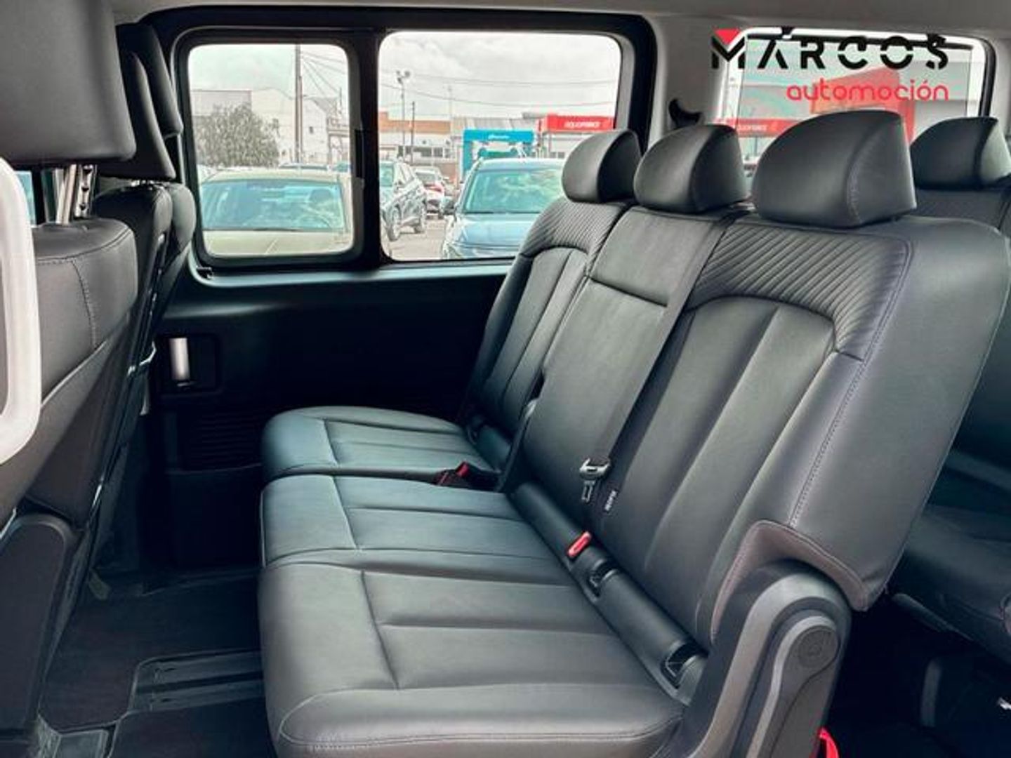 Hyundai Staria 1.6 TGDI HEV Tecno 9S 6AT 167 kW (225 CV)