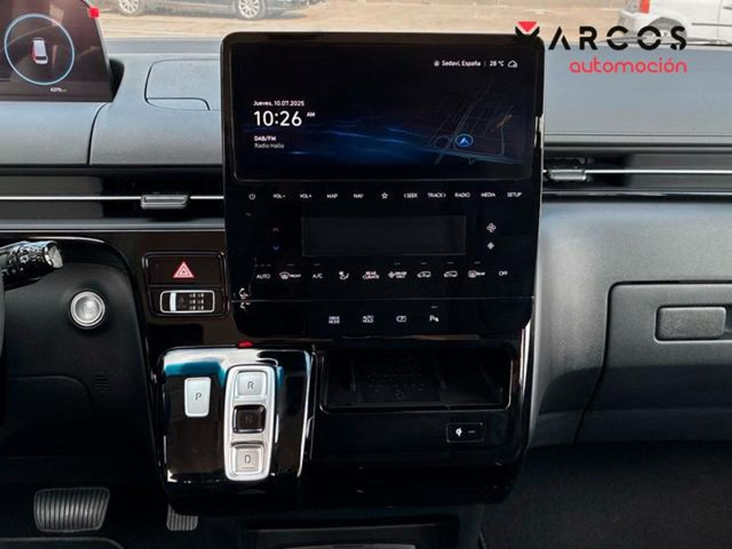 Hyundai Staria 1.6 TGDI HEV Tecno 9S 6AT 167 kW (225 CV)