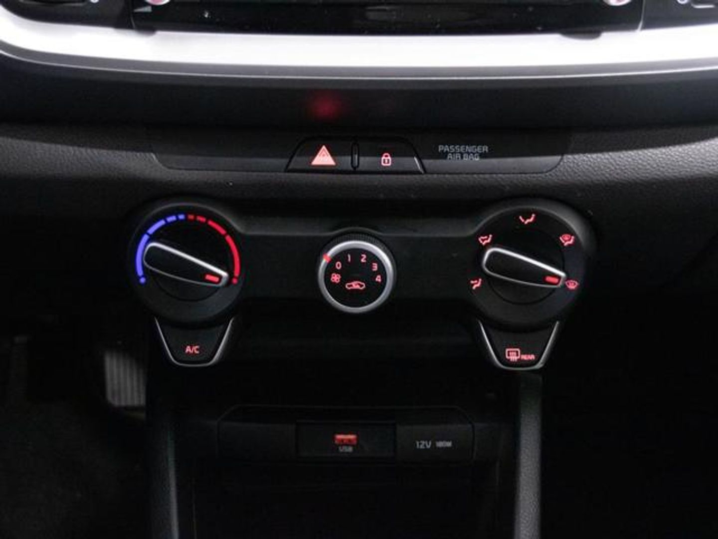 Kia Stonic 1.0 T-GDi MHEV Concept 74 kW (100 CV)