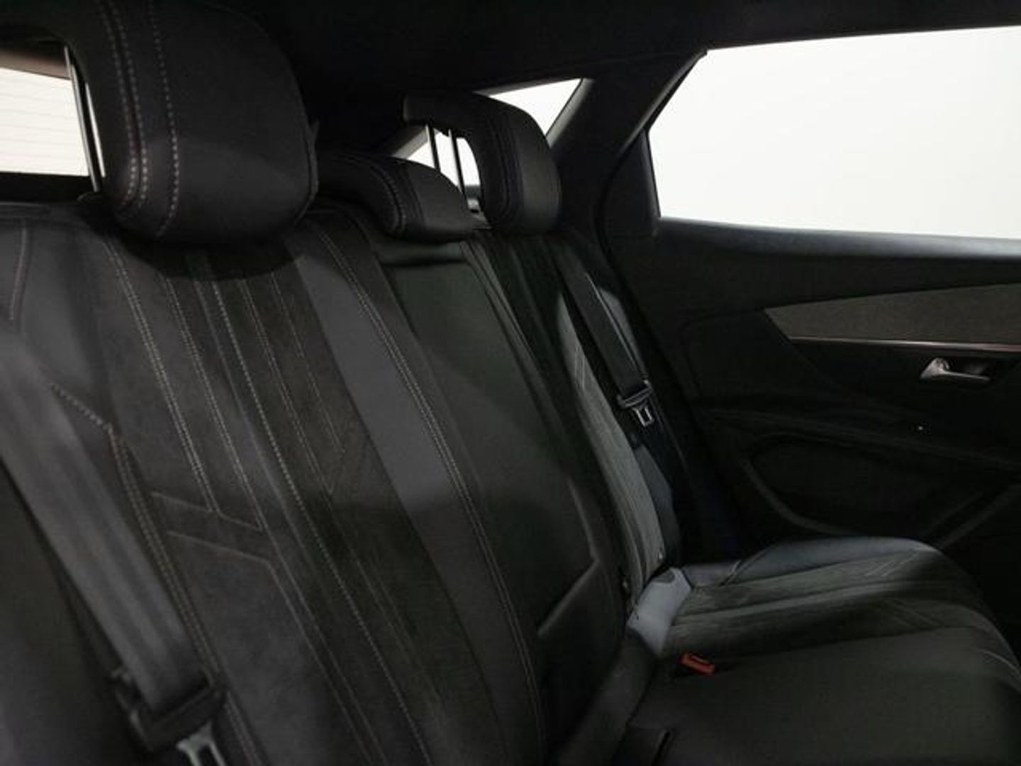 Peugeot 3008 PureTech 130 S&S Allure 96 kW (130 CV)