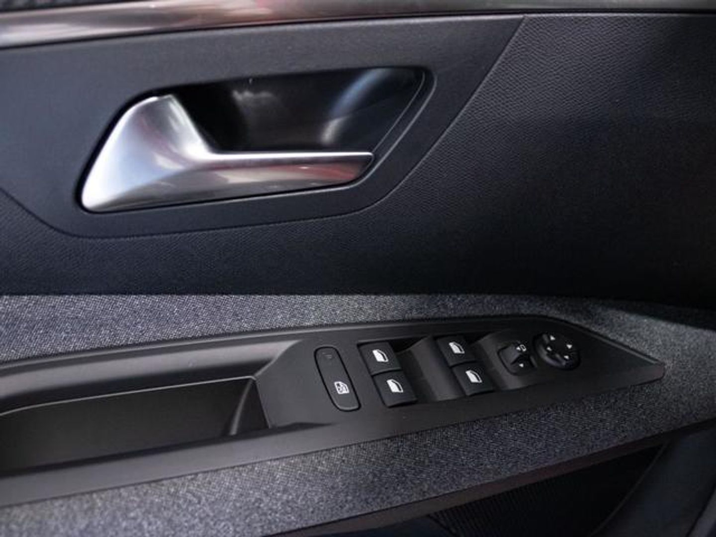 Peugeot 3008 PureTech 130 S&S Active Pack 96 kW (130 CV)