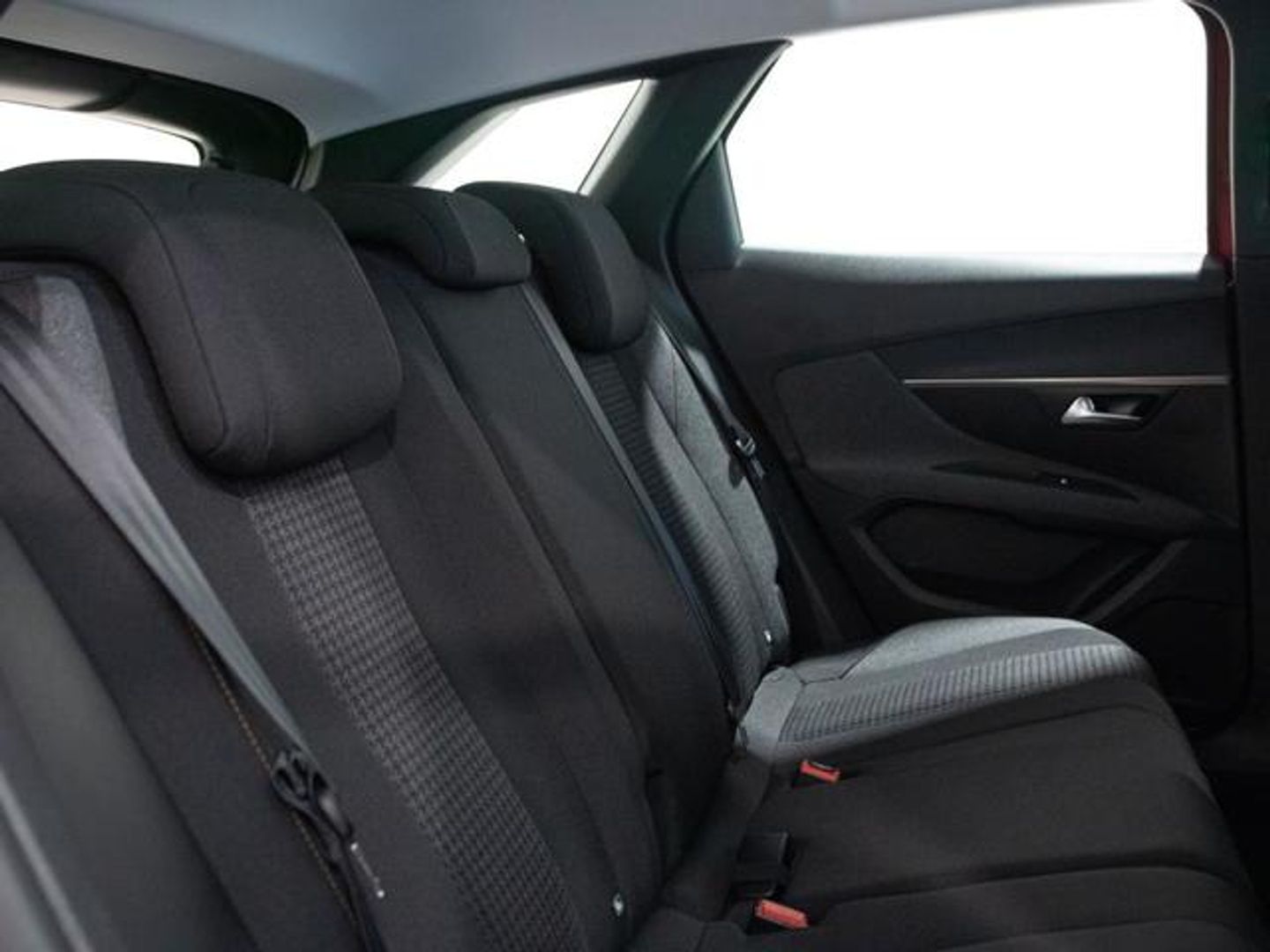 Peugeot 3008 PureTech 130 S&S Active Pack 96 kW (130 CV)