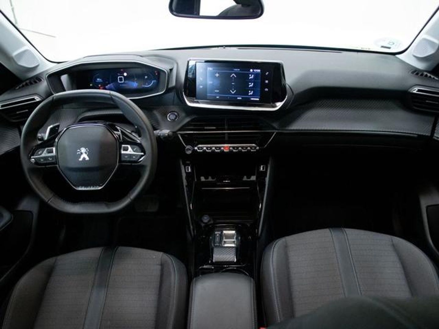 Peugeot 208 PureTech 100 Allure Pack EAT8 75 kW (100 CV)