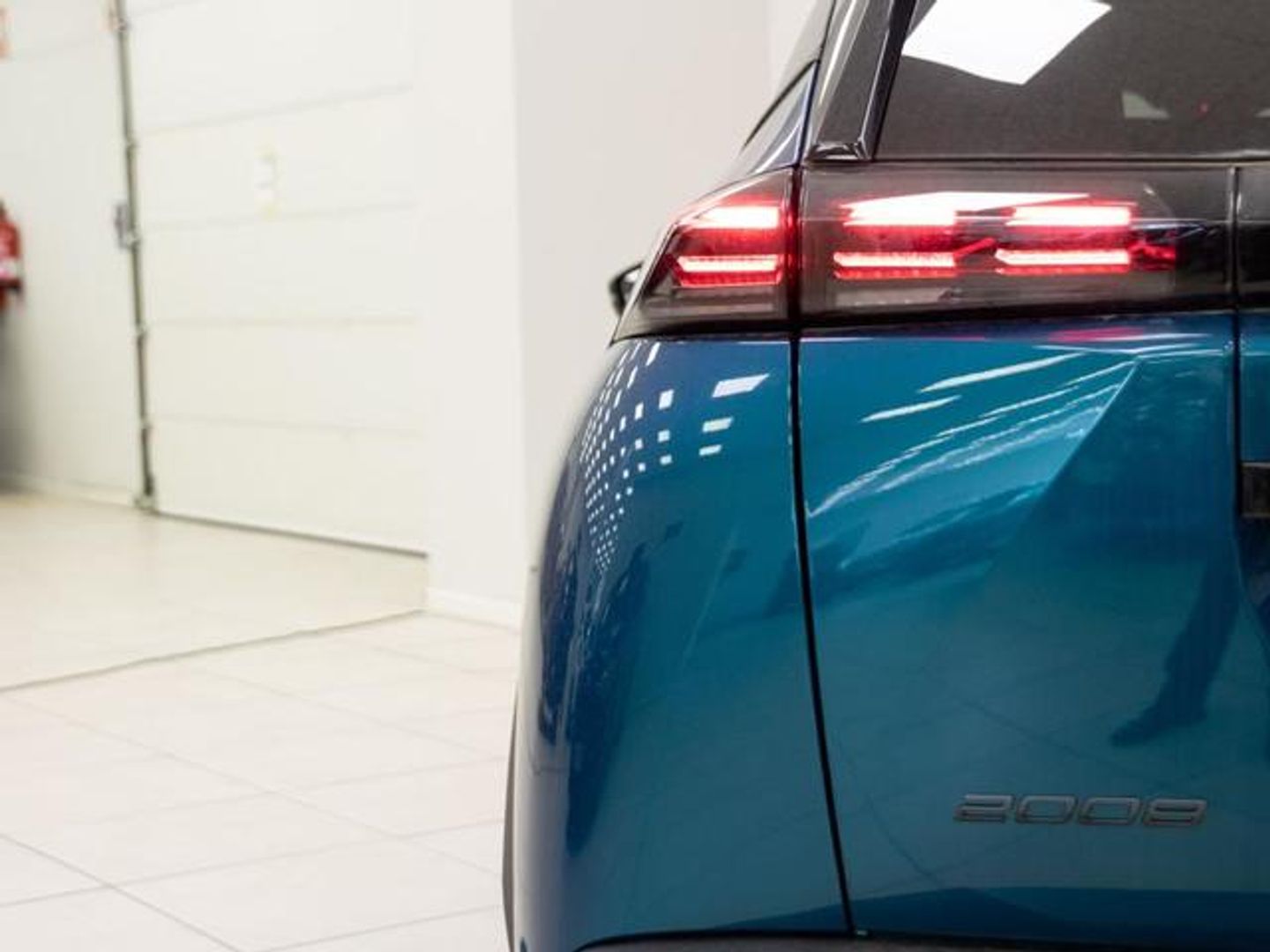 Peugeot 2008 PureTech 100 S&S Allure 75 kW (100 CV)