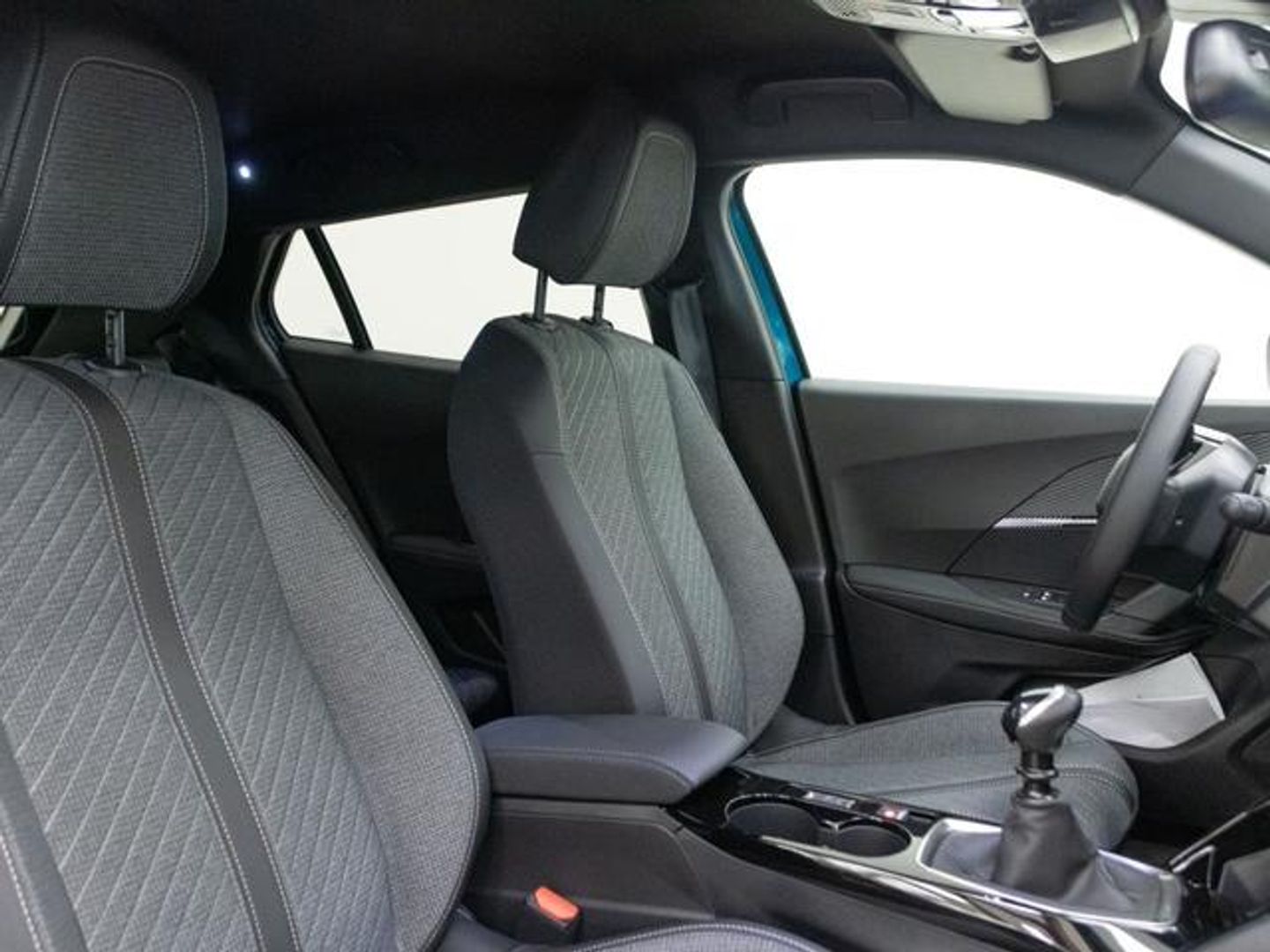 Peugeot 2008 PureTech 100 S&S Allure 75 kW (100 CV)
